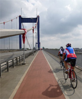 Brücke zum Niederrhein